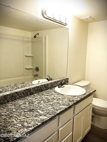 471 W Yucca Ct Unit 313, Tucson, AZ 85704