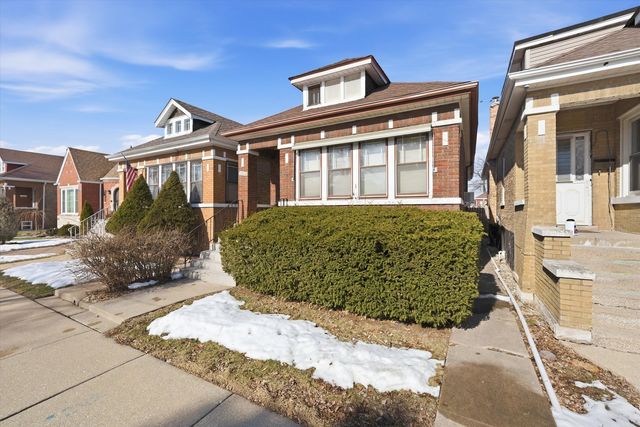 3822 W 64th Street, Chicago, IL 60629