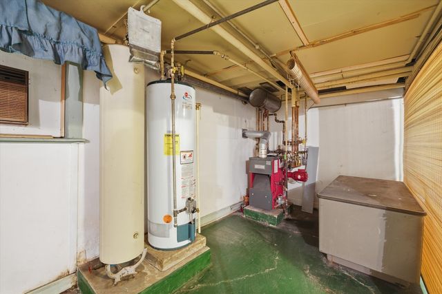 3822 W 64th Street, Chicago, IL 60629