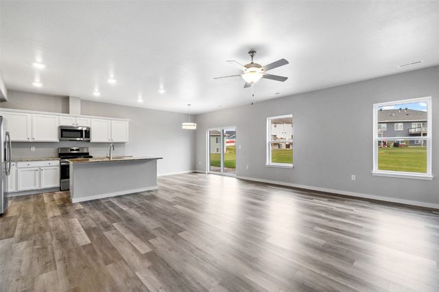 1435 Winterberry Lane, North Liberty, IA 52317