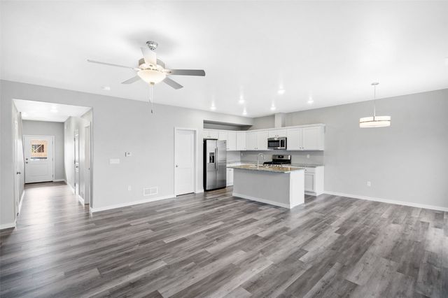 1435 Winterberry Lane, North Liberty, IA 52317