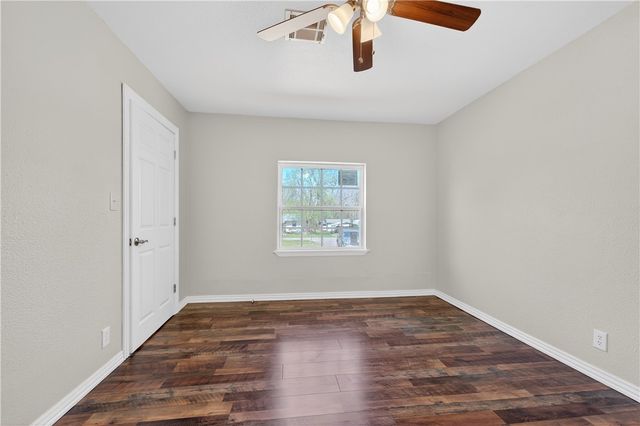 513 E Adams, Midland, AR 72945