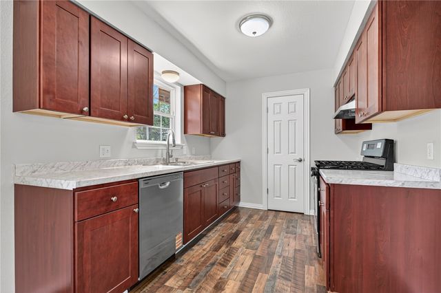 513 E Adams, Midland, AR 72945