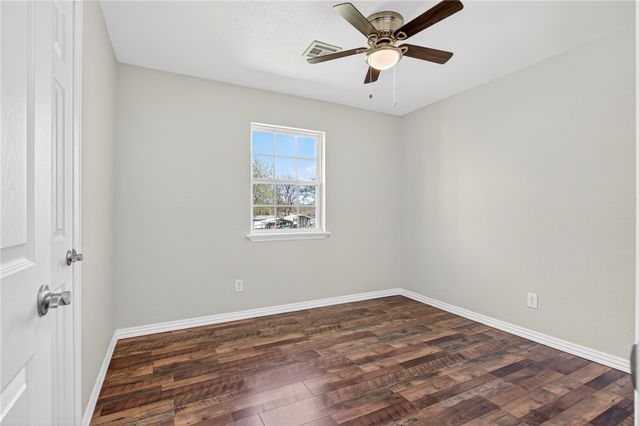 513 E Adams, Midland, AR 72945