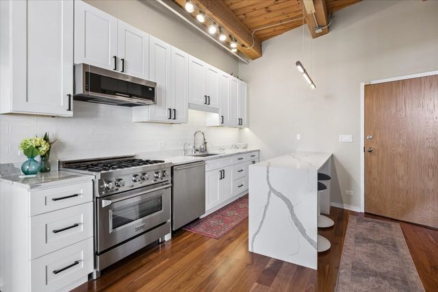 4745 N Ravenswood Avenue 308, Chicago, IL 60640
