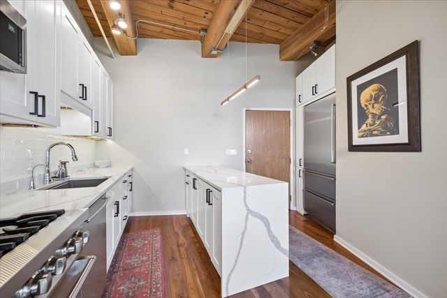 4745 N Ravenswood Avenue 308, Chicago, IL 60640