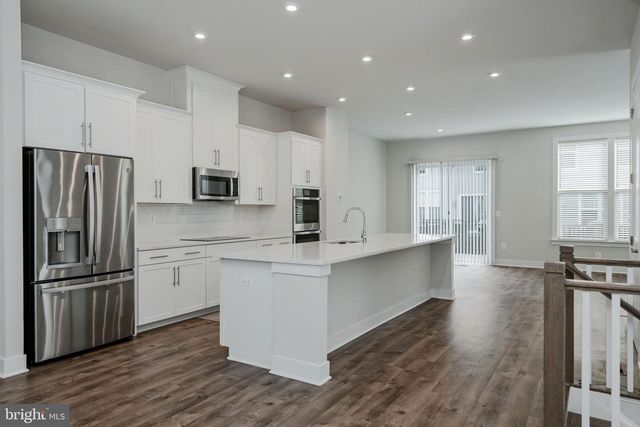 2483 LIBERTY LOOP, Herndon, VA 20171