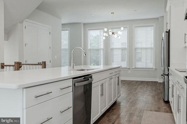 2483 LIBERTY LOOP, Herndon, VA 20171