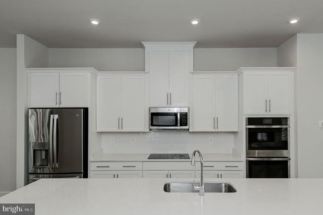 2483 LIBERTY LOOP, Herndon, VA 20171