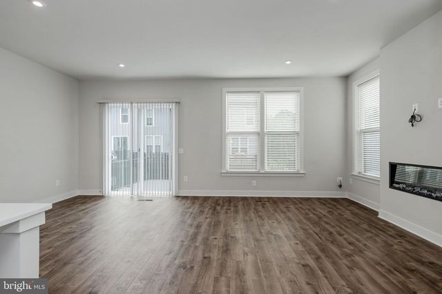 2483 LIBERTY LOOP, Herndon, VA 20171