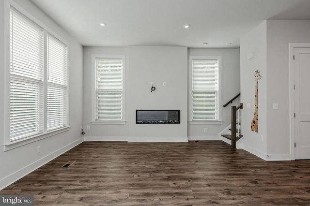 2483 LIBERTY LOOP, Herndon, VA 20171