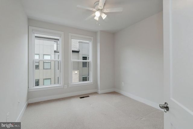 2483 LIBERTY LOOP, Herndon, VA 20171