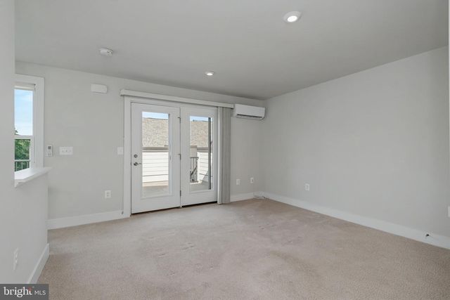 2483 LIBERTY LOOP, Herndon, VA 20171