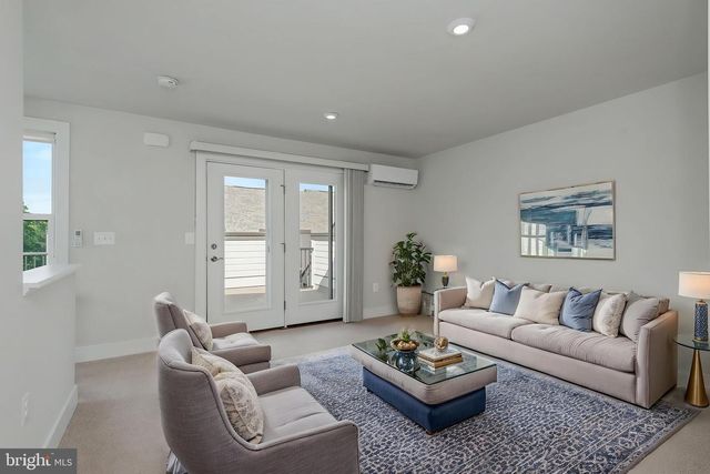 2483 LIBERTY LOOP, Herndon, VA 20171