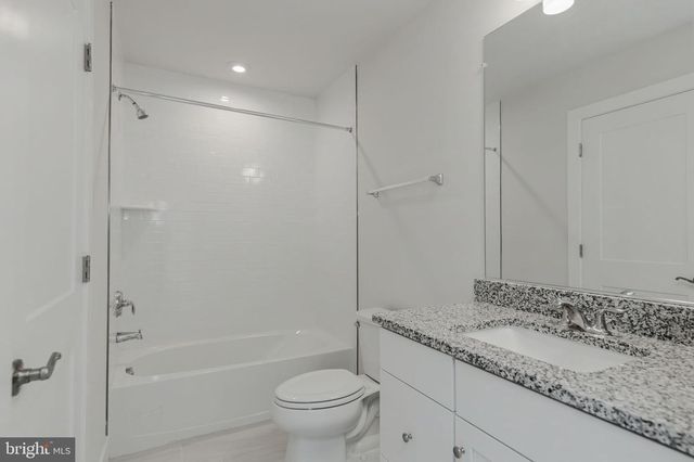 2483 LIBERTY LOOP, Herndon, VA 20171