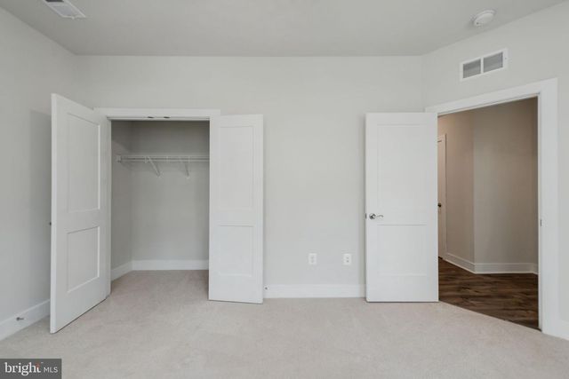 2483 LIBERTY LOOP, Herndon, VA 20171
