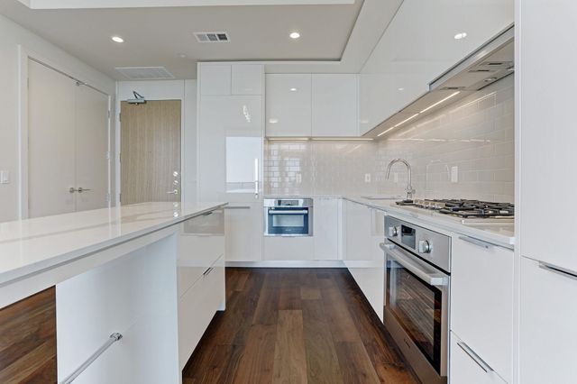 44 East Ave 2908, Austin, TX 78701