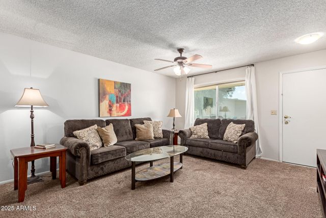 10922 W SANTA FE Drive, Sun City, AZ 85351