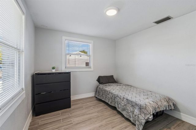 8356 77TH AVENUE, Seminole, FL 33777