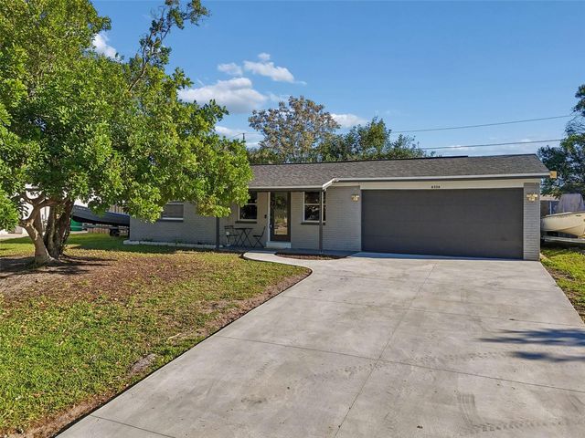 8356 77TH AVENUE, Seminole, FL 33777