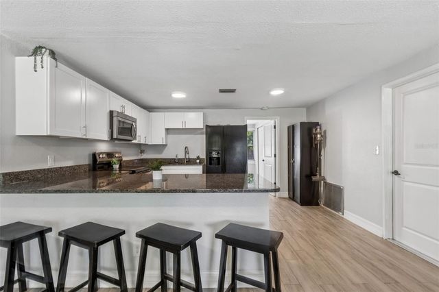 8356 77TH AVENUE, Seminole, FL 33777