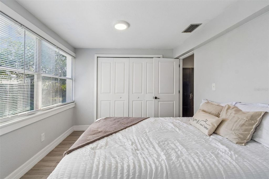 Image 16 of property listing at 8356 77TH AVENUE, Seminole, FL 33777