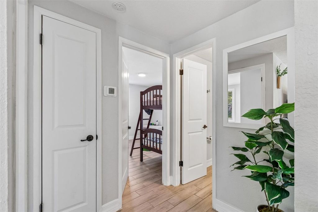 Image 19 of property listing at 8356 77TH AVENUE, Seminole, FL 33777