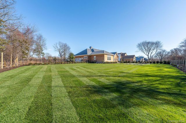 1955 Laurel Avenue, Southold, NY 11971