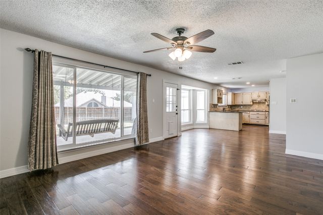 2204 Winslow Court, Flower Mound, TX 75028