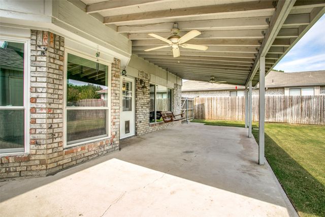 2204 Winslow Court, Flower Mound, TX 75028