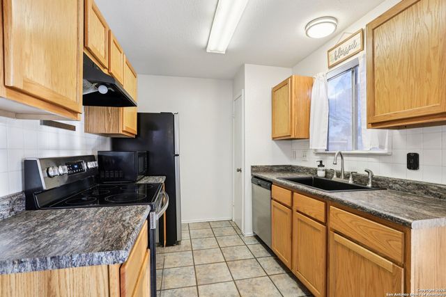 7538 Rimhurst, San Antonio, TX 78250