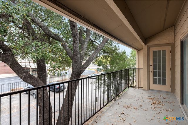 1202 Thorpe Lane 216, San Marcos, TX 78666