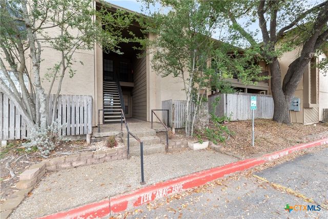 1202 Thorpe Lane 216, San Marcos, TX 78666