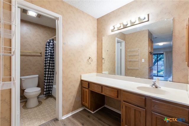 1202 Thorpe Lane 216, San Marcos, TX 78666