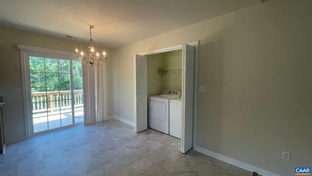 4335 VALLEY LN, Kents Store, VA 23084