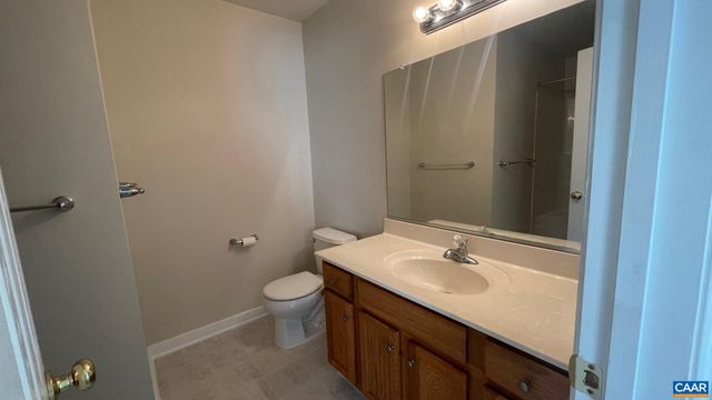 4335 VALLEY LN, Kents Store, VA 23084