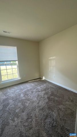4335 VALLEY LN, Kents Store, VA 23084