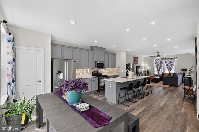 6115 CAMERONS FERRY DR, Haymarket, VA 20169