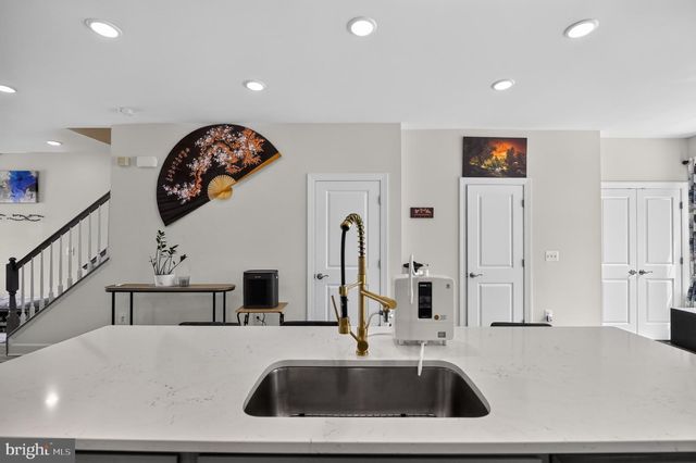 6115 CAMERONS FERRY DR, Haymarket, VA 20169