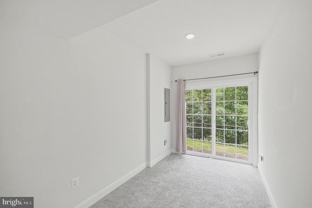 6115 CAMERONS FERRY DR, Haymarket, VA 20169