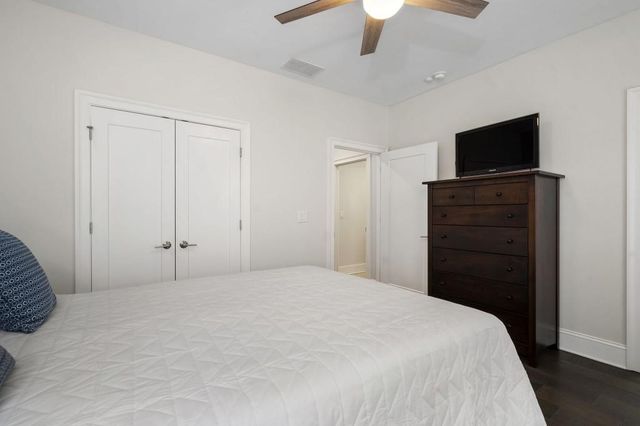 18 Peachtree Avenue 5, Atlanta, GA 30305