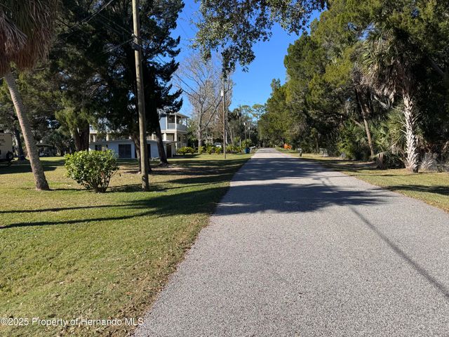 6028 Palm Creek Drive, Weeki Wachee, FL 34607