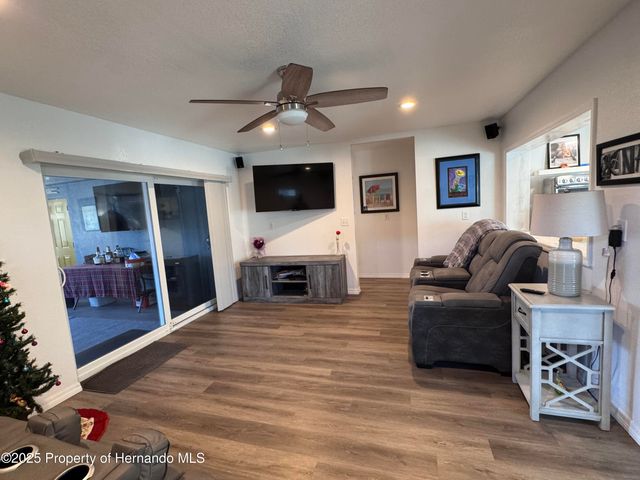 6028 Palm Creek Drive, Weeki Wachee, FL 34607