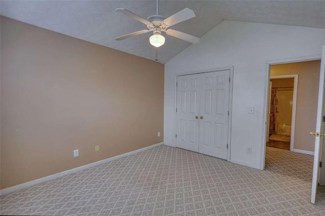 565 Ambur Lake Dr, Lawrenceville, GA 30043