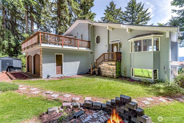10125 Totem Way, Anderson Island, WA 98303