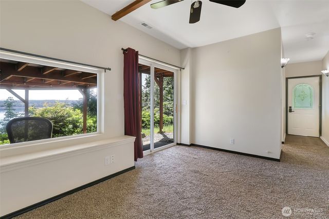 10125 Totem Way, Anderson Island, WA 98303
