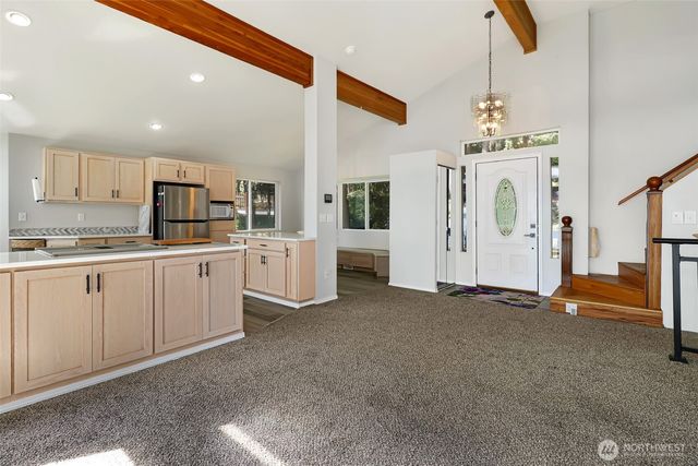 10125 Totem Way, Anderson Island, WA 98303