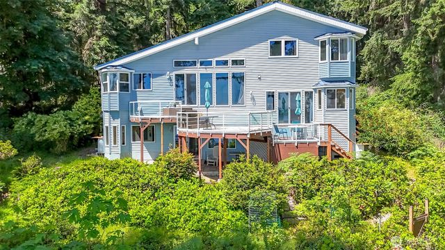 10125 Totem Way, Anderson Island, WA 98303