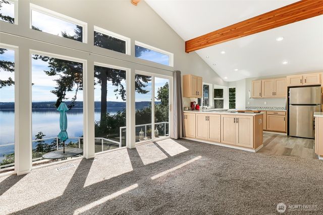 10125 Totem Way, Anderson Island, WA 98303