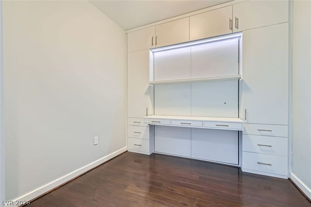 4525 Dean Martin Drive 2001, Las Vegas, NV 89103